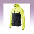  Haine barbati pentru sport