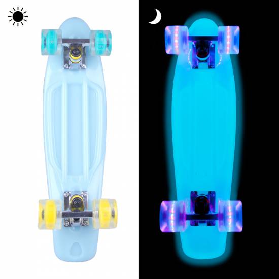 Penny Board Fosforescent WORKER Lumy 22, Albastru si roti colorat Penny Board Fosforescent WORKER Lumy 22, Albastru si roti colorat