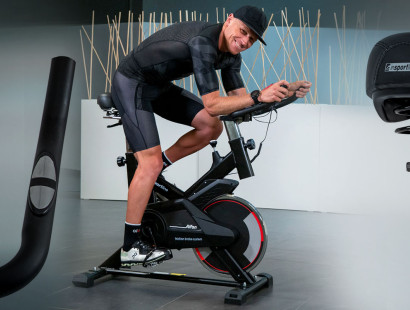 Ce trebuie sa stim despre bicicleta spinning si care sunt beneficiile antrenamentului cu aceasta?