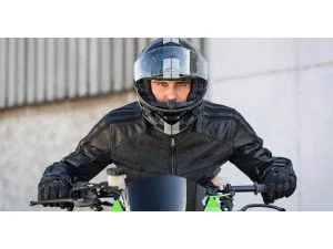 Cum sa ingrijesti o casca moto?