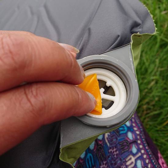 Saltea autogonflabila VANGO Comfort Double 7.5 cm Saltea autogonflabila VANGO Comfort Double 7.5 cm