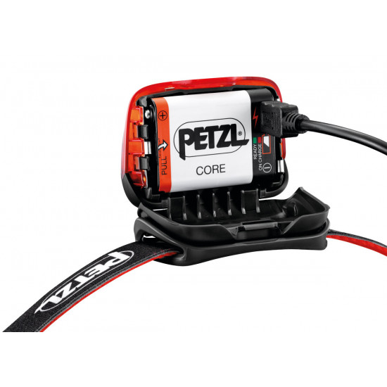 Lanterna frontala PETZL Actik Core Lanterna frontala PETZL Actik Core