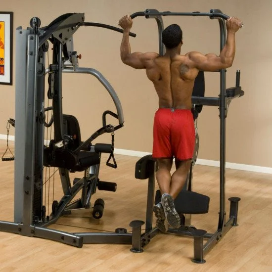 Statie multifunctionala Dip and Pull up station Statie multifunctionala Dip and Pull up station