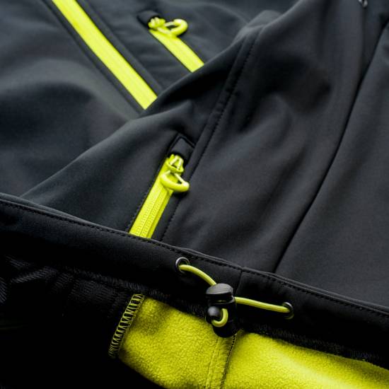 Geaca softshell barbati ELBRUS Iver Negru Geaca softshell barbati ELBRUS Iver Negru